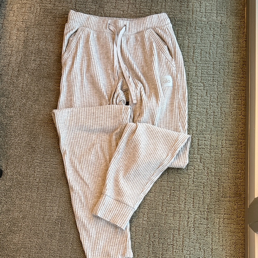 ALO Muse Sweatpant